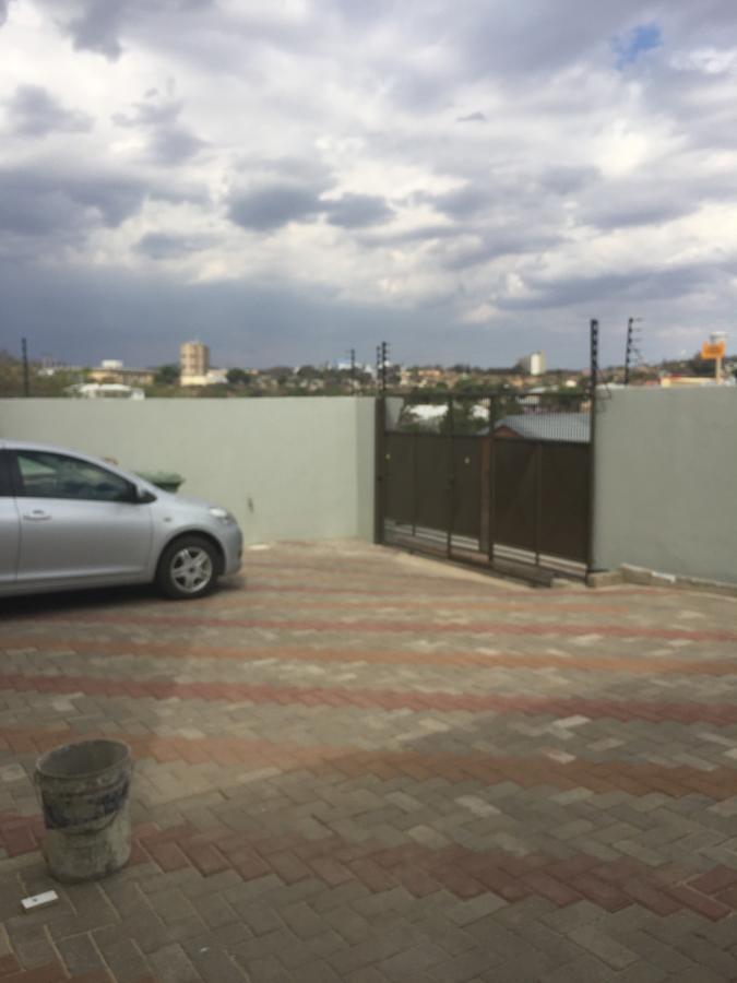 ווינדהוק Coco Palm Bed&Breakfast מראה חיצוני תמונה
