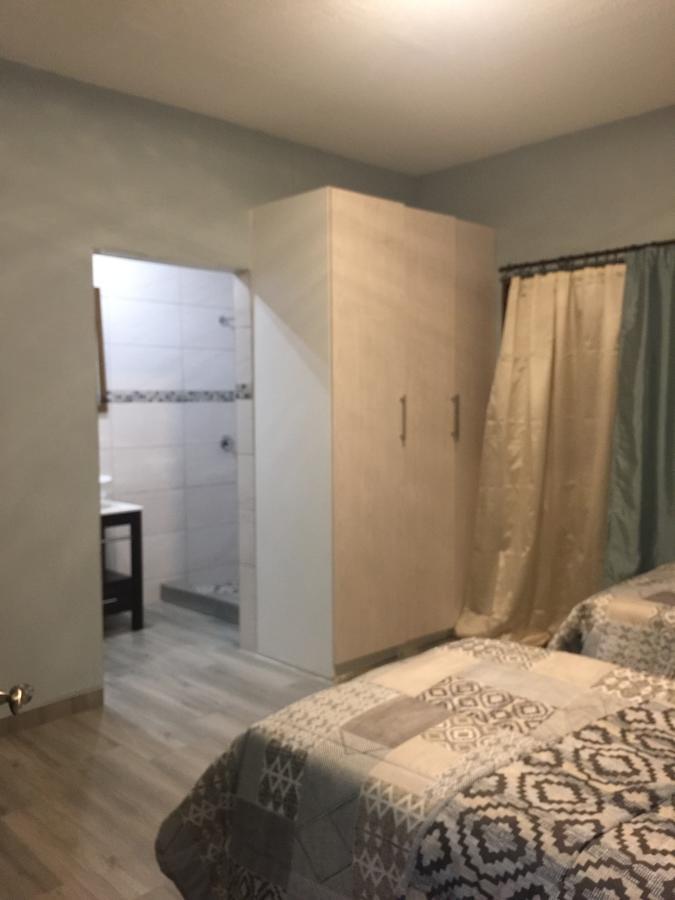 ווינדהוק Coco Palm Bed&Breakfast מראה חיצוני תמונה