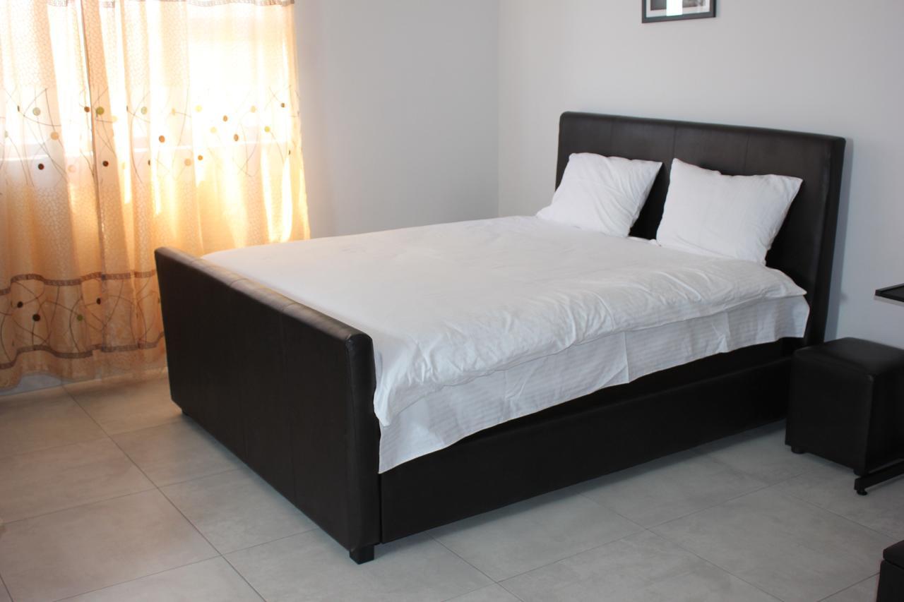 ווינדהוק Coco Palm Bed&Breakfast מראה חיצוני תמונה